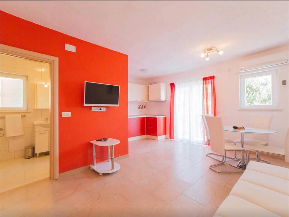 House Karlo Apartments Omiš Exterior foto